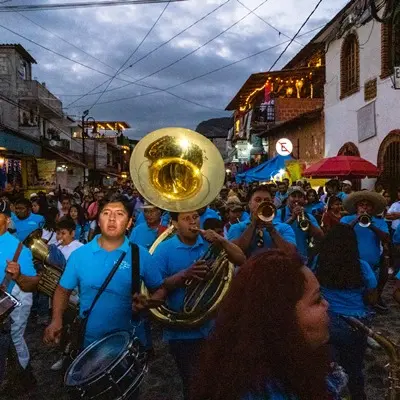 2022 - Entrega de Banderas de la Comparsa Azteca.